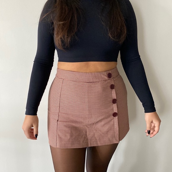 Zara Dresses & Skirts - Mini Zara Skort